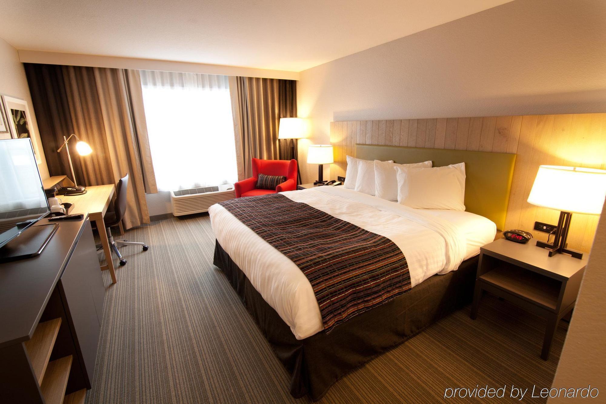 Country & By Radisson, Decorah, Ia 3*
