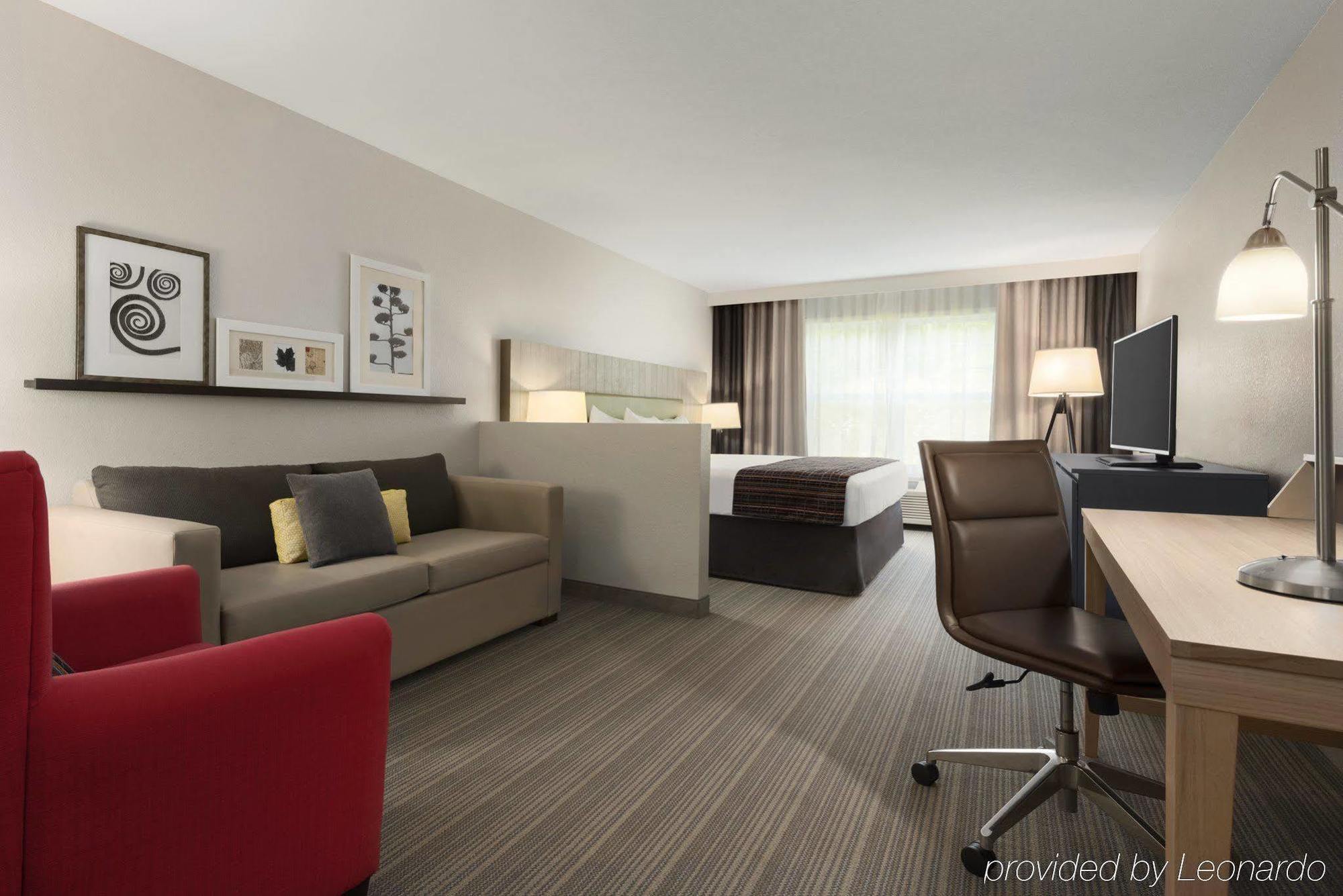 Hotel Country & By Radisson, Decorah, Ia 3*